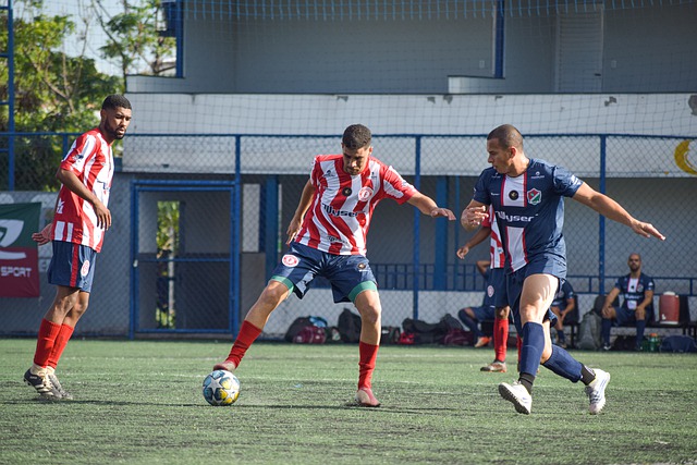 足球欧冠淘汰赛门票秒罄，黄牛翻倍叫价